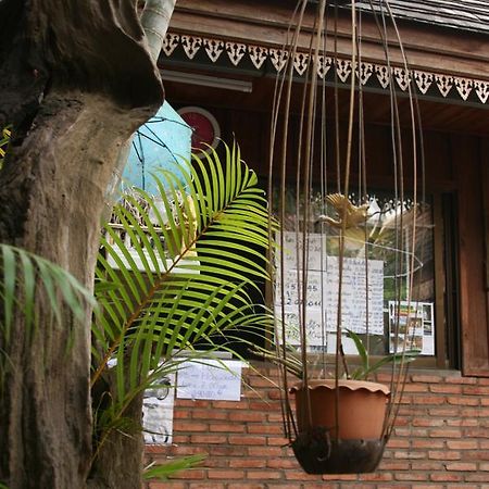 Mano Temple House Hotel Luangprabang Kültér fotó