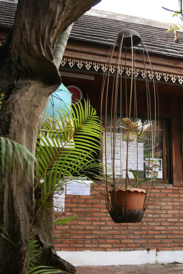 Mano Temple House Hotel Luangprabang Kültér fotó