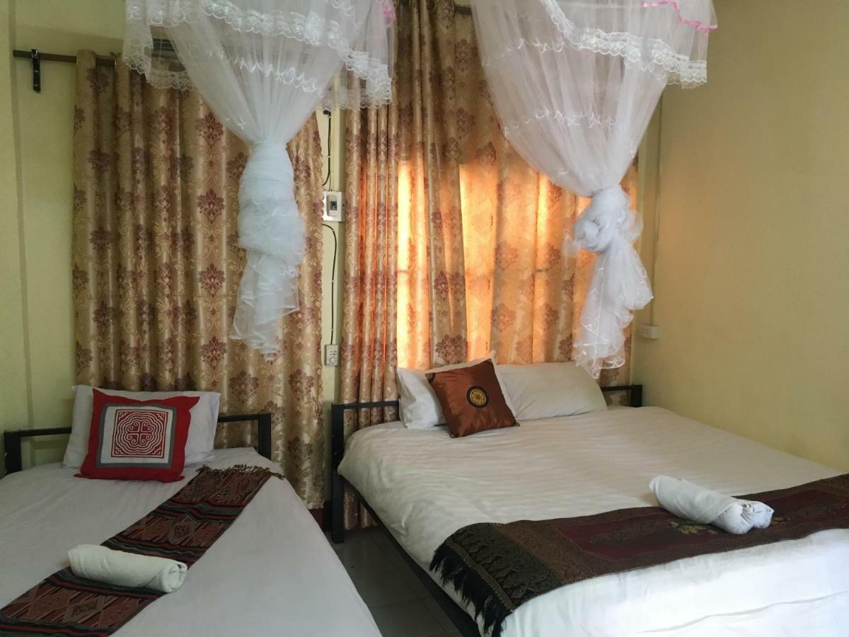 Mano Temple House Hotel Luangprabang Kültér fotó
