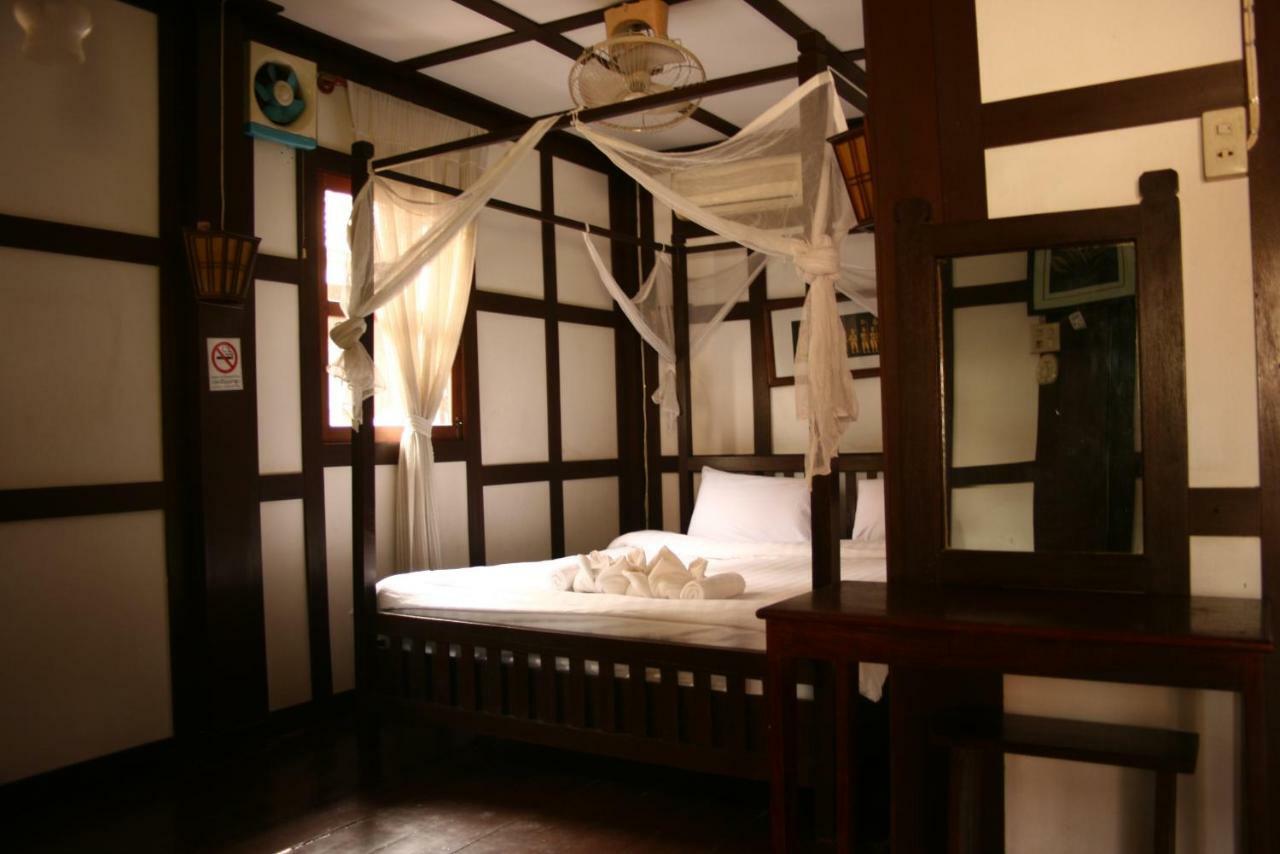 Mano Temple House Hotel Luangprabang Kültér fotó